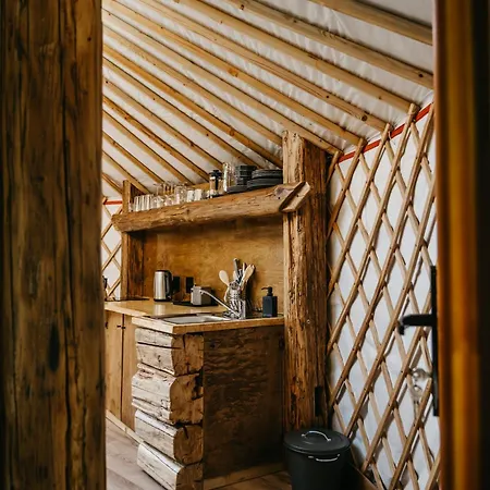 럭셔리텐트 Jurta A Duna-parton Zebegény