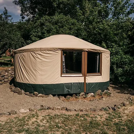 Luxury tent Jurta A Duna-parton Zebegeny