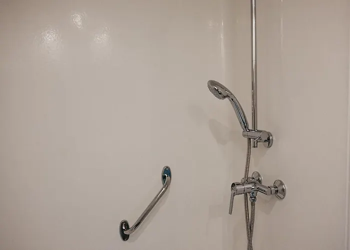 Jurta A Duna-parton *