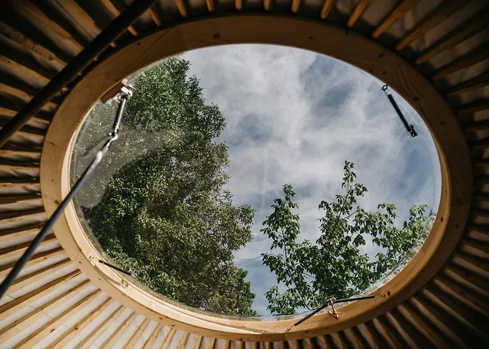 Jurta A Duna-parton * Zebegeny